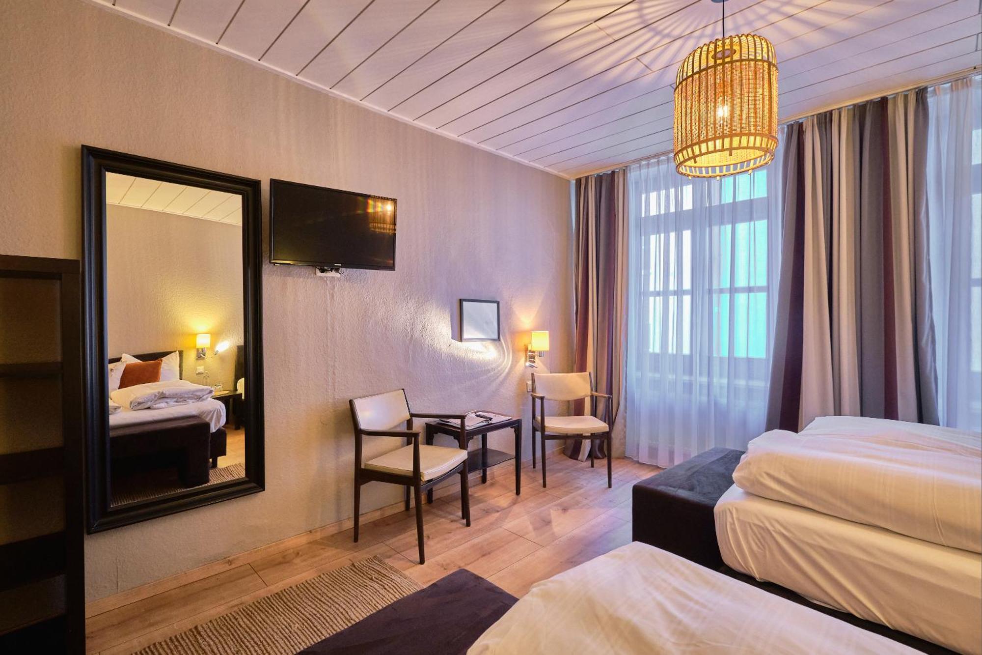 Hotel Roter Hahn 3*