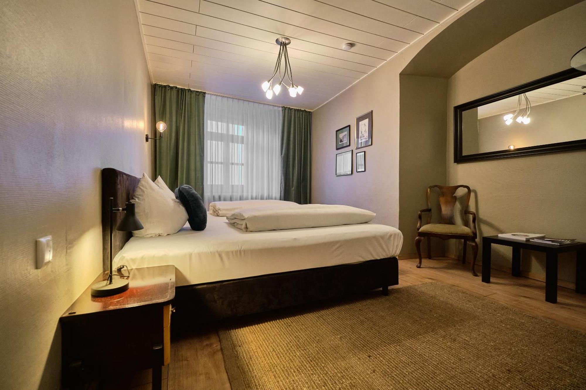 Hotel Roter Hahn 3*