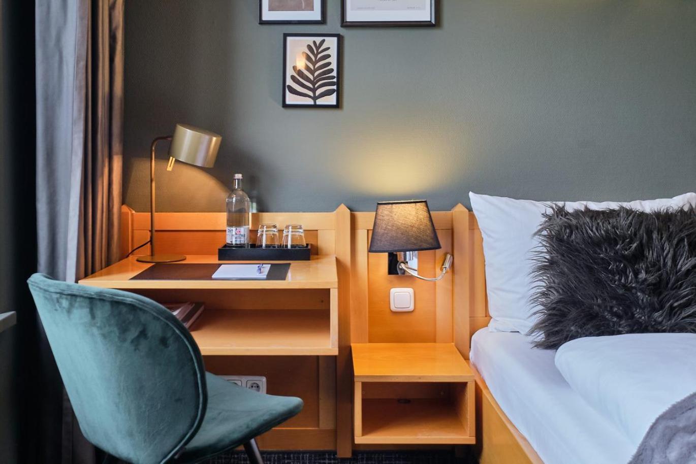 Hotel Roter Hahn 3*